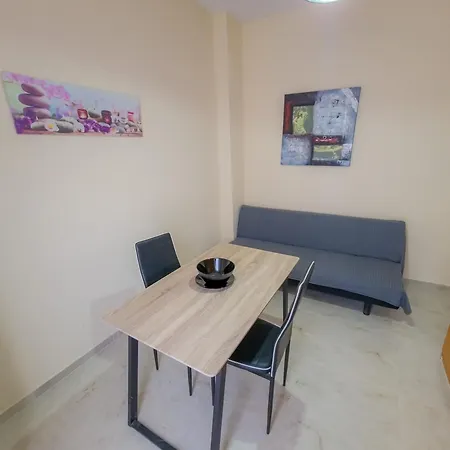 Blue Coast Apartment *